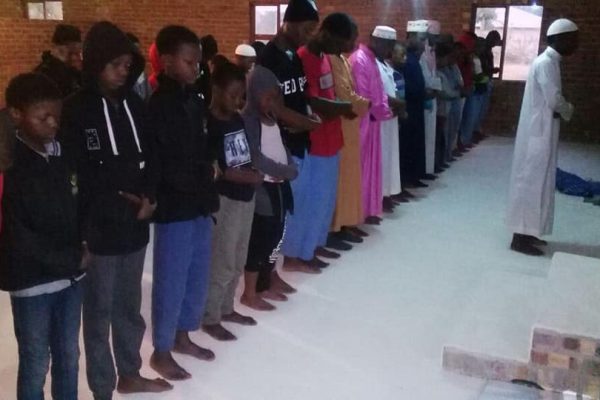 69575884_112412070130916_2456794509619494912_n